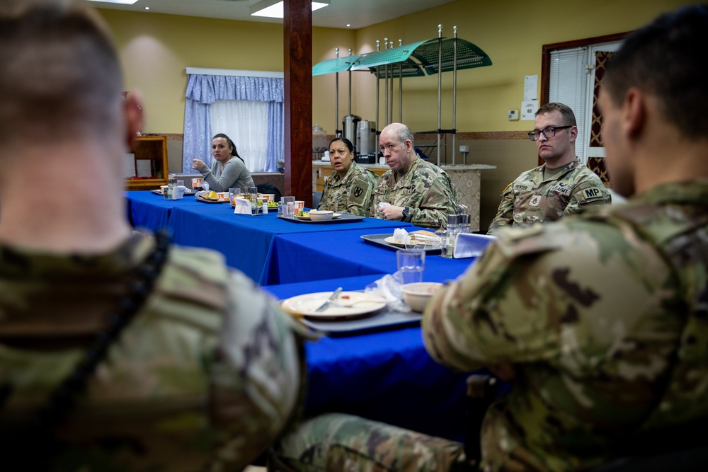 KFOR Chief of Staff meets with Soldiers from his home state at Camp Bondsteel