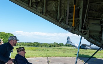 WWII veteran Ceo Bauer takes flight with U.S. Air Force