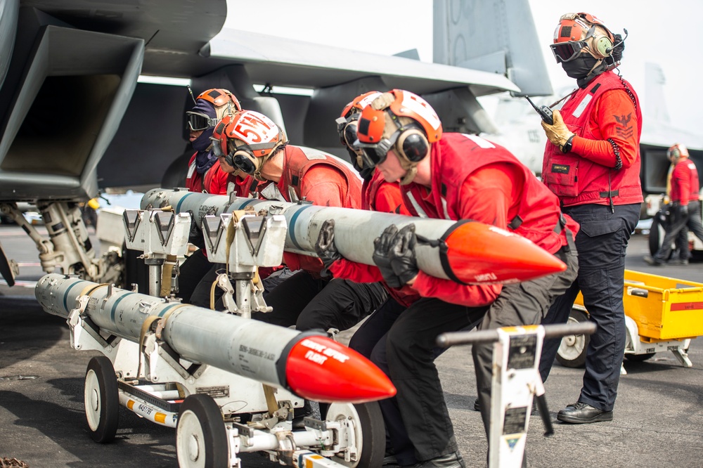 USS Carl Vinson (CVN 70) Conducts Routine Flight Operations in the South China Sea