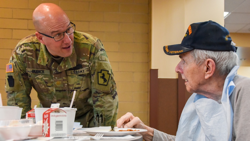 Holiday veterans center visit