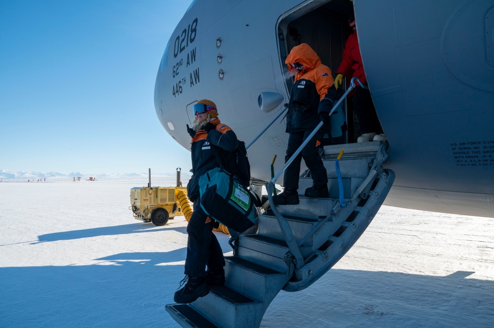 Antarctic Airlift: Operating on Ice