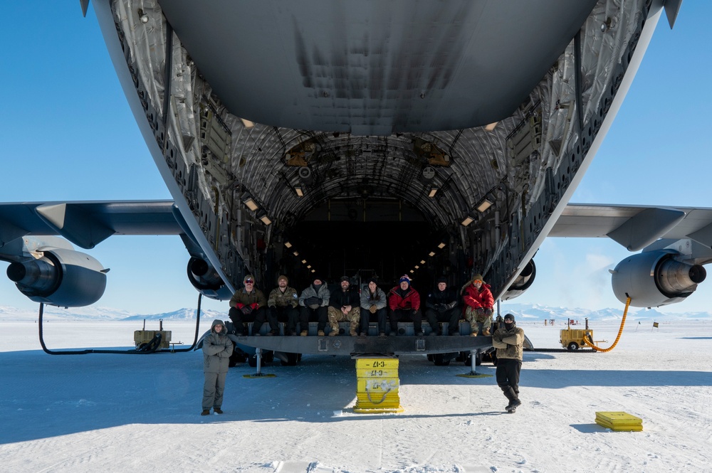 Antarctic Airlift: Operating on Ice