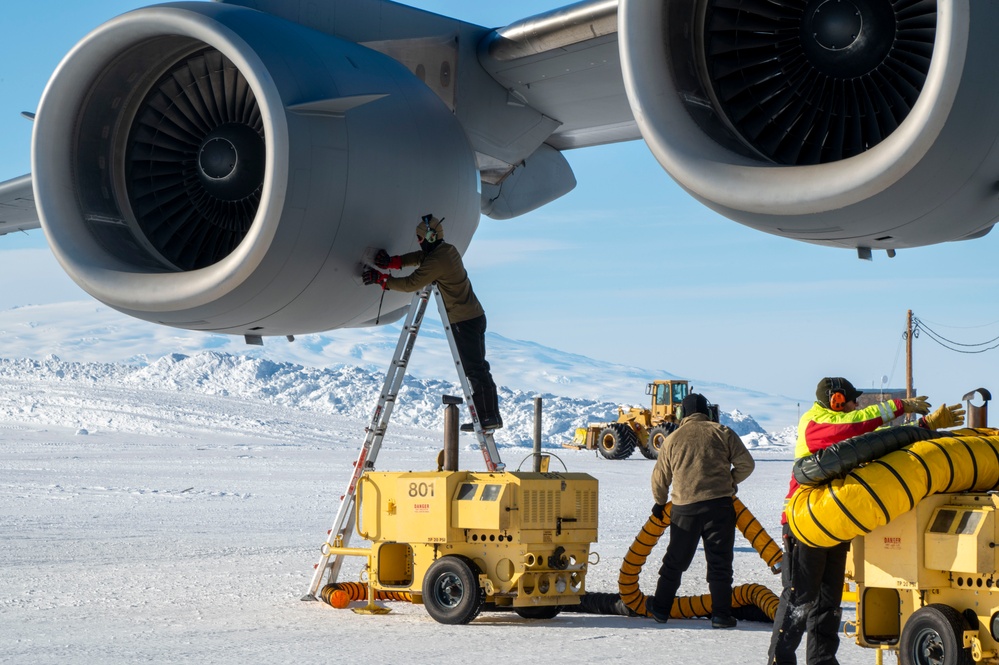 Antarctic Airlift: Operating on Ice