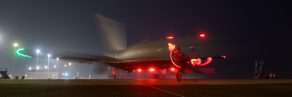 AFCENT KC-135 refuels Fighting Falcons over USCENTCOM AOR