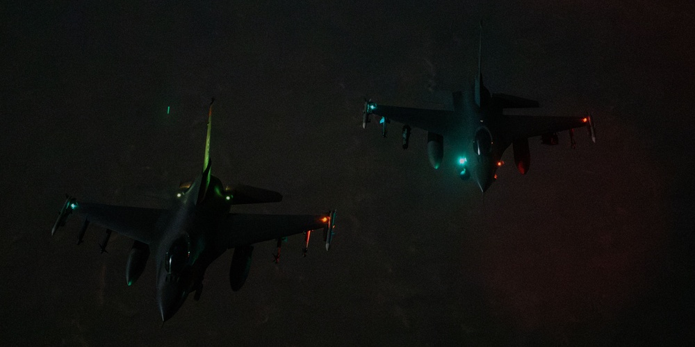 AFCENT KC-135 refuels Fighting Falcons over USCENTCOM AOR