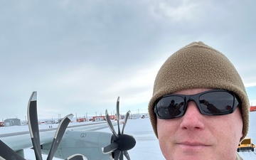 Oregon Air National Guardsman Completes Commander Tour in Antarctica