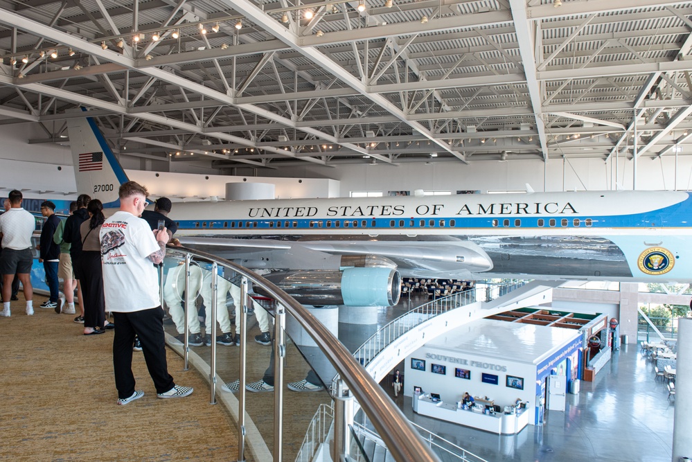 USS Ronald Reagan (CVN 76) Sailors visit the Ronald Reagan Presidential Library