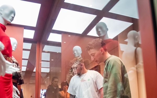 USS Ronald Reagan (CVN 76) Sailors visit the Ronald Reagan Presidential Library