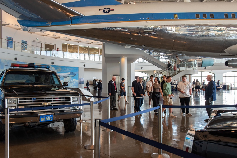 USS Ronald Reagan (CVN 76) Sailors visit the Ronald Reagan Presidential Library