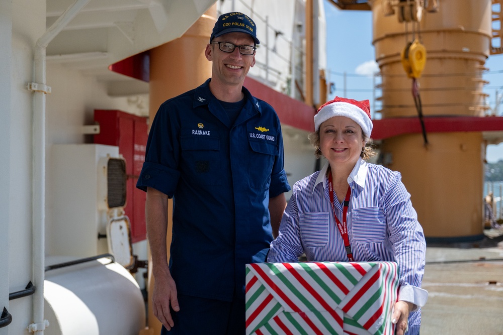 USCGC Polar Star (WAGB 10) visits Sydney enroute to Antarctica for Operation Deep Freeze
