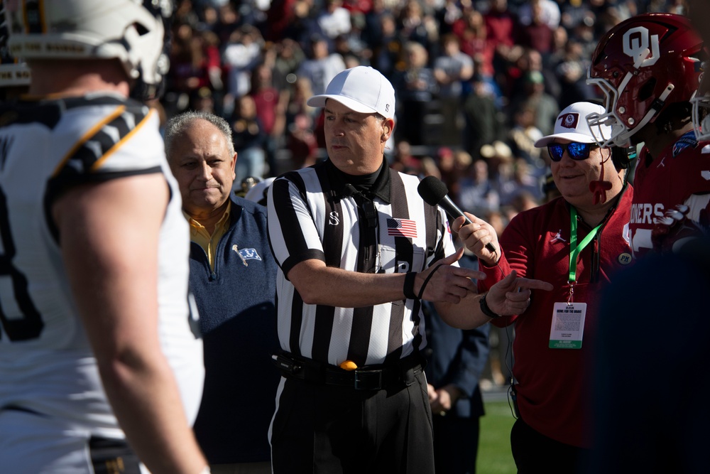 U.S. Naval Academy Midshipmen take on the University of Oklahoma Sooners at the Lockheed Martin Armed Forces Bowl