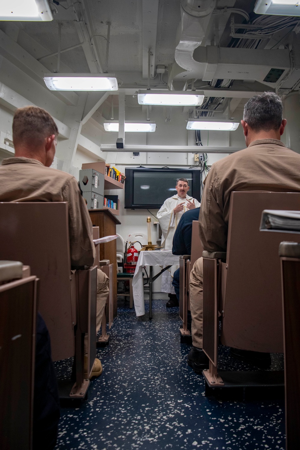 USS Sterett conducts routine operations as part of the Carl Vinson Carrier Strike Group