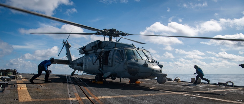 USS Sterett conducts routine operations as part of the Carl Vinson Carrier Strike Group