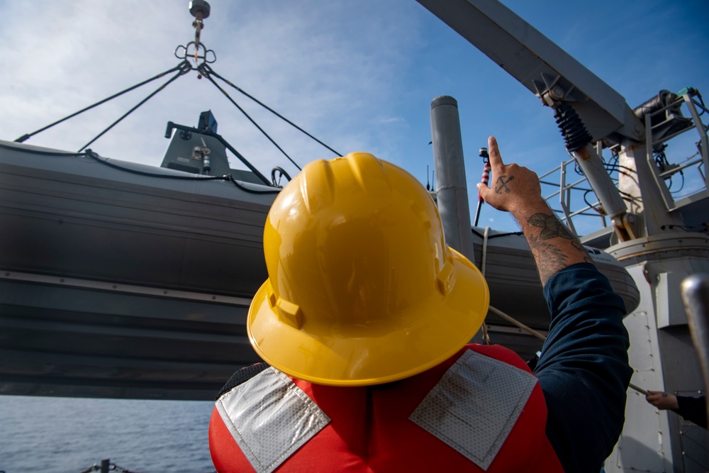 USS Sterett conducts routine operations as part of the Carl Vinson Carrier Strike Group