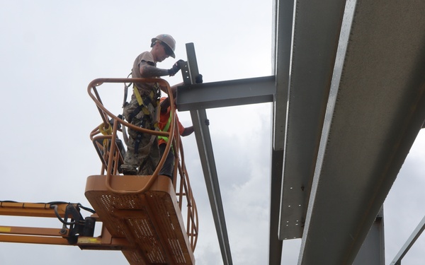 Installing the Eve Strut