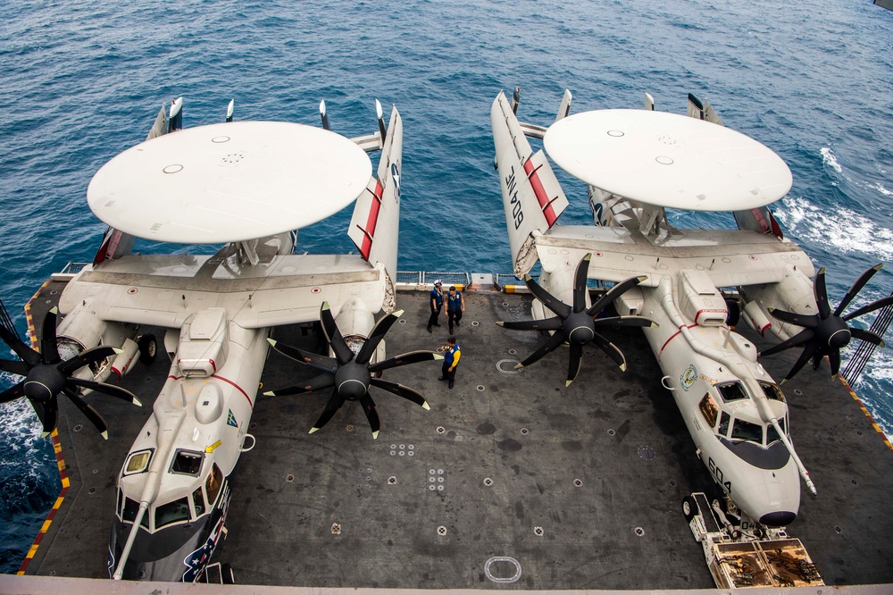 USS Carl Vinson (CVN 70) Conducts Routine Operations in the South China Sea