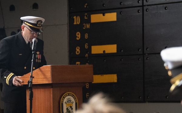 USS New Orleans (LPD 18) Conducts Change of Command Ceremony