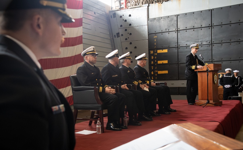 USS New Orleans (LPD 18) Conducts Change of Command Ceremony