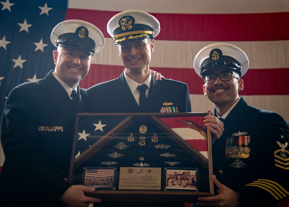 USS New Orleans (LPD 18) Conducts Change of Command Ceremony