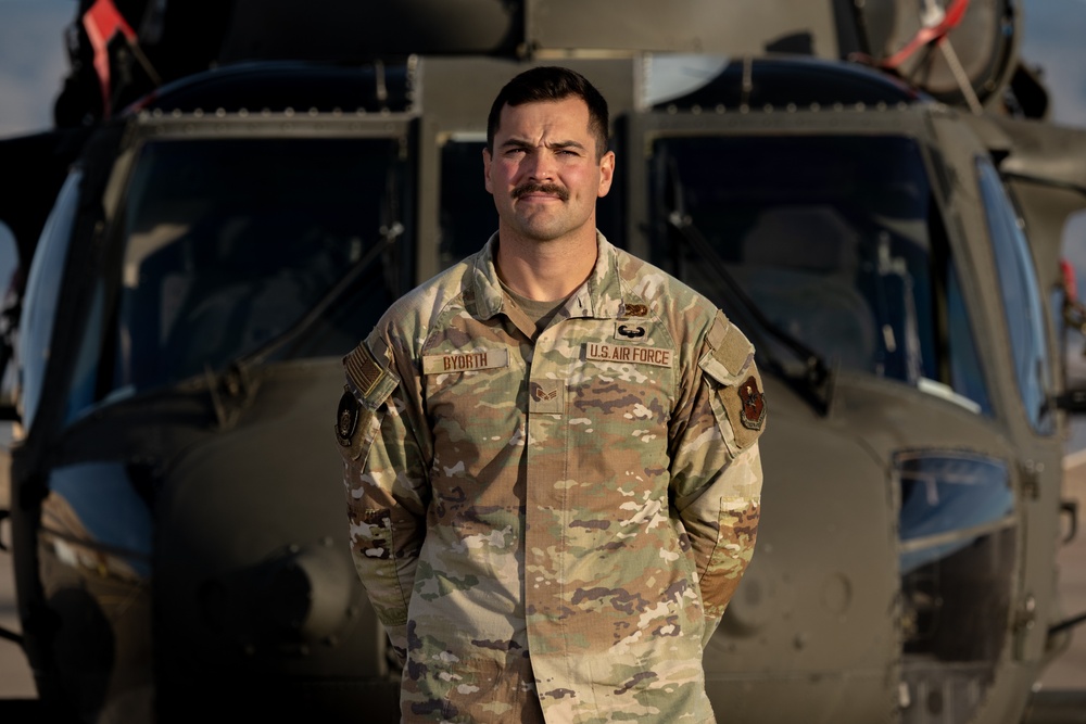 Holloman Airmen excel in Army Air Assault School