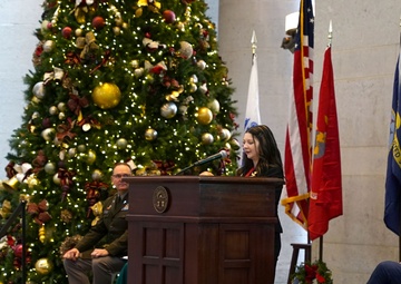 Wreaths Across America ceremony at Ohio Statehouse honors fallen military heroes