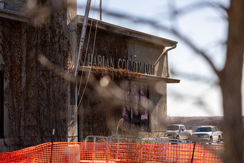 Visitor center welcomes guests at Harlan County Lake