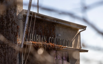 Visitor center welcomes guests at Harlan County Lake