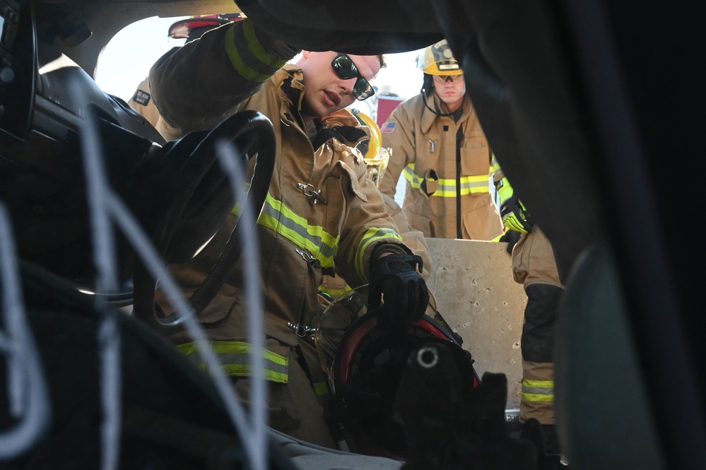 155th Firefigthers train on life saving measures