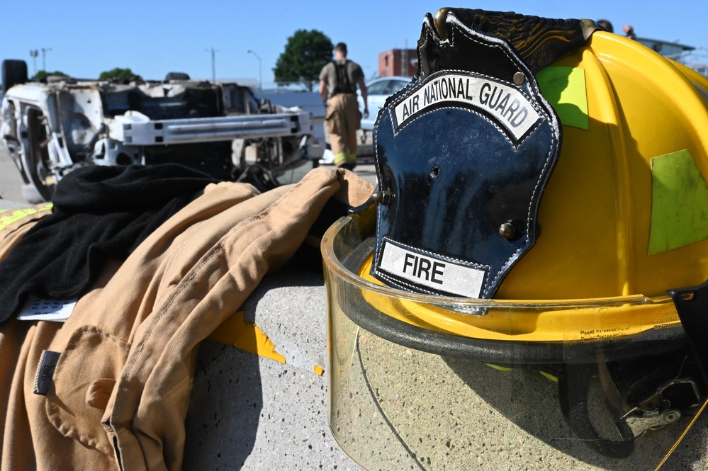 155th Firefigthers train on life saving measures