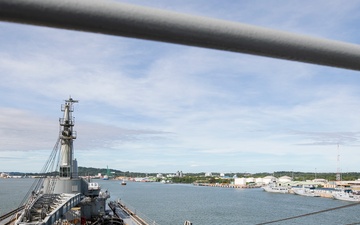 Emory S. Land Departs Brunei