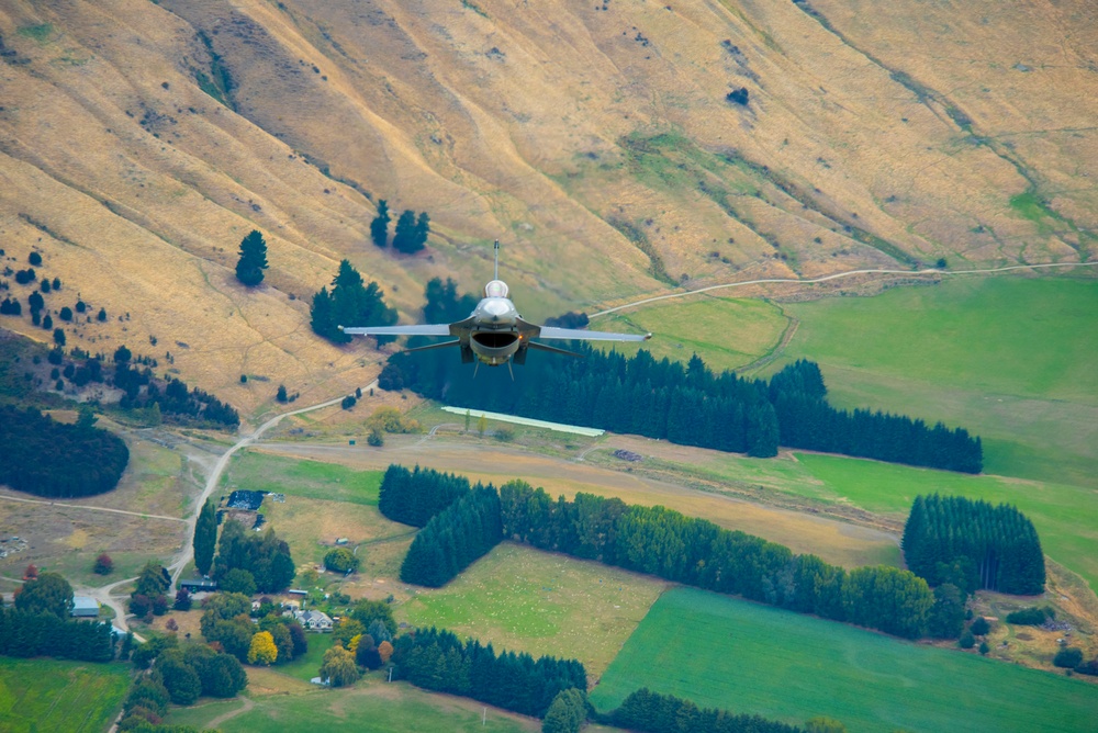 PACAF F-16 Demo Team participates in Warbirds over Wanaka 2024