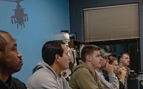 Basic Fitness Leader Course Hosts Ty Detmer as Guest Speaker