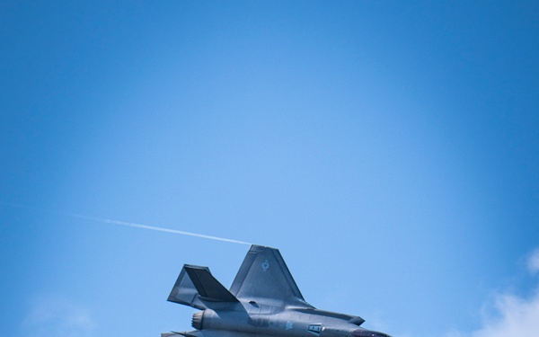 F-35 Demo Team performs at Westmoreland County Air Show