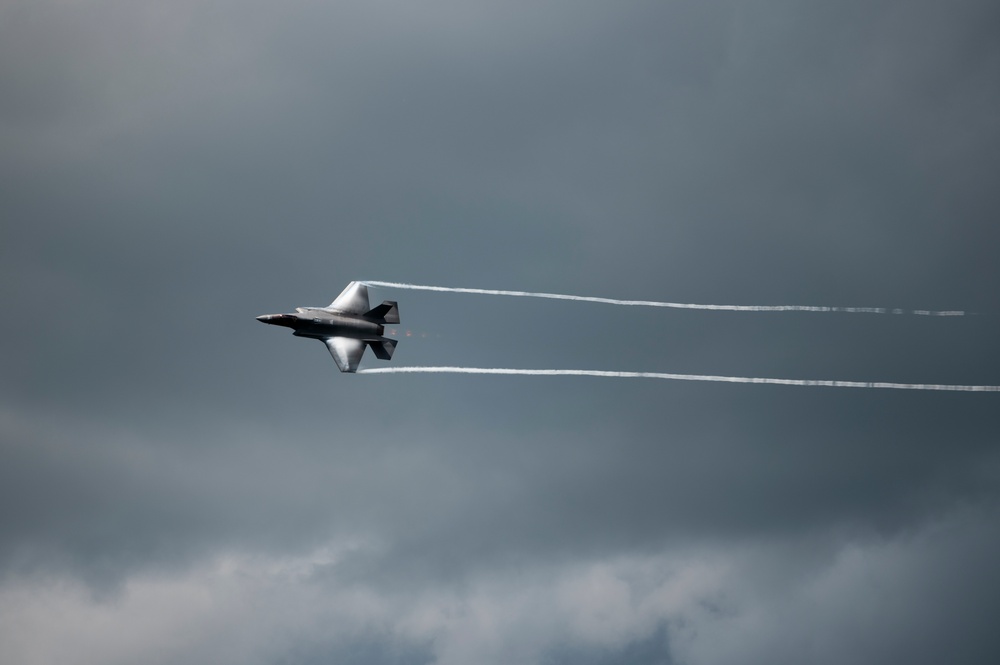 F-35 Demo Team performs at Westmoreland County Air Show