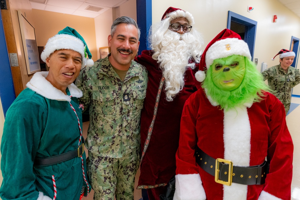 On 11DEC2024 NMRTC Sigonella/US Naval Hospital Sigonella Triad spread Holiday Cheer throughout the command.