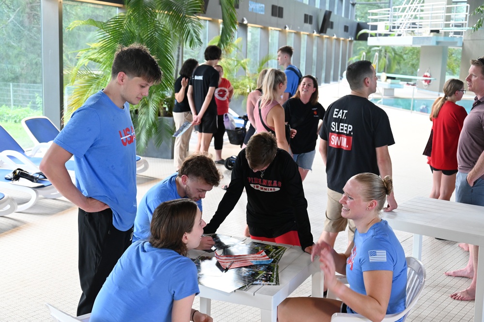 Paralympic swim team visits USAG Stuttgart