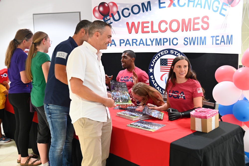 Paralympic swim team visits USAG Stuttgart