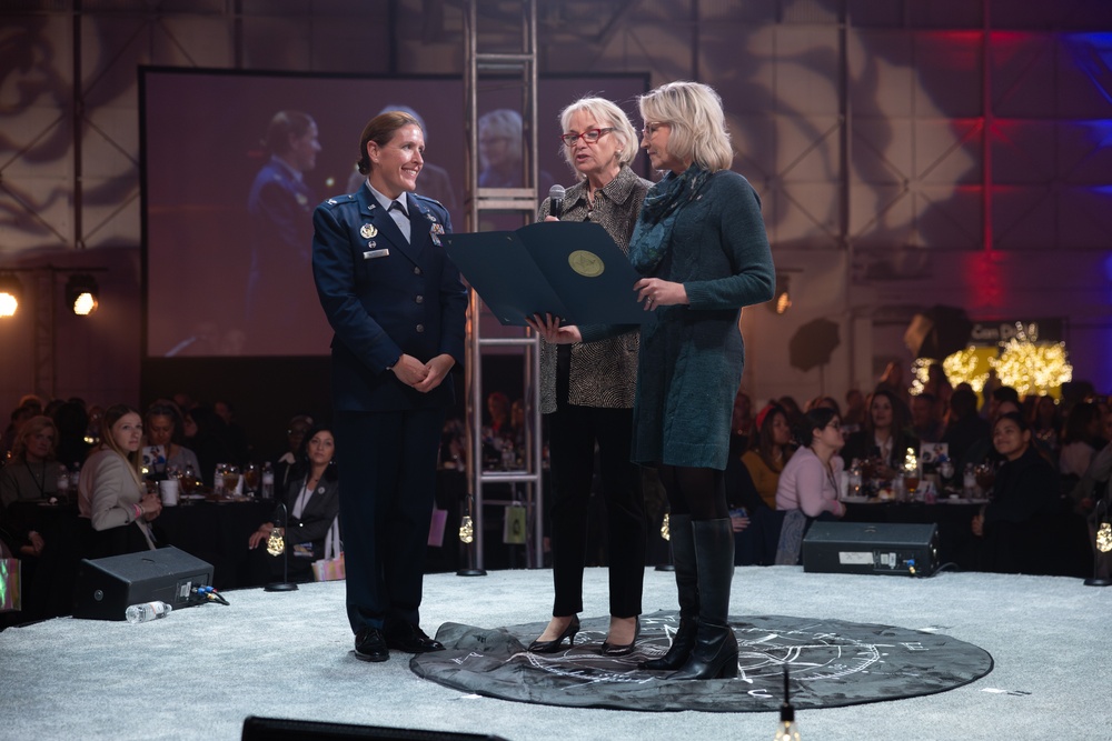 Tinker Installation Commander honored as Oklahoma Women Aerospace &amp; Aeronautics 2024 Woman of the Year