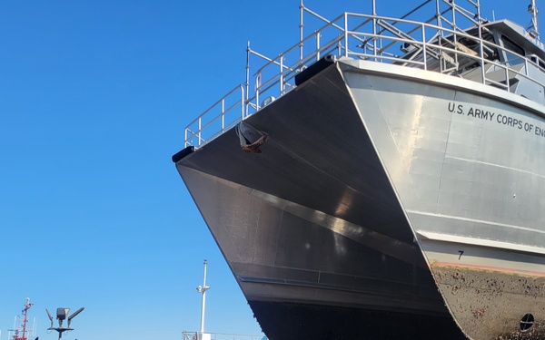 USACE vessel goes into drydock in Alameda