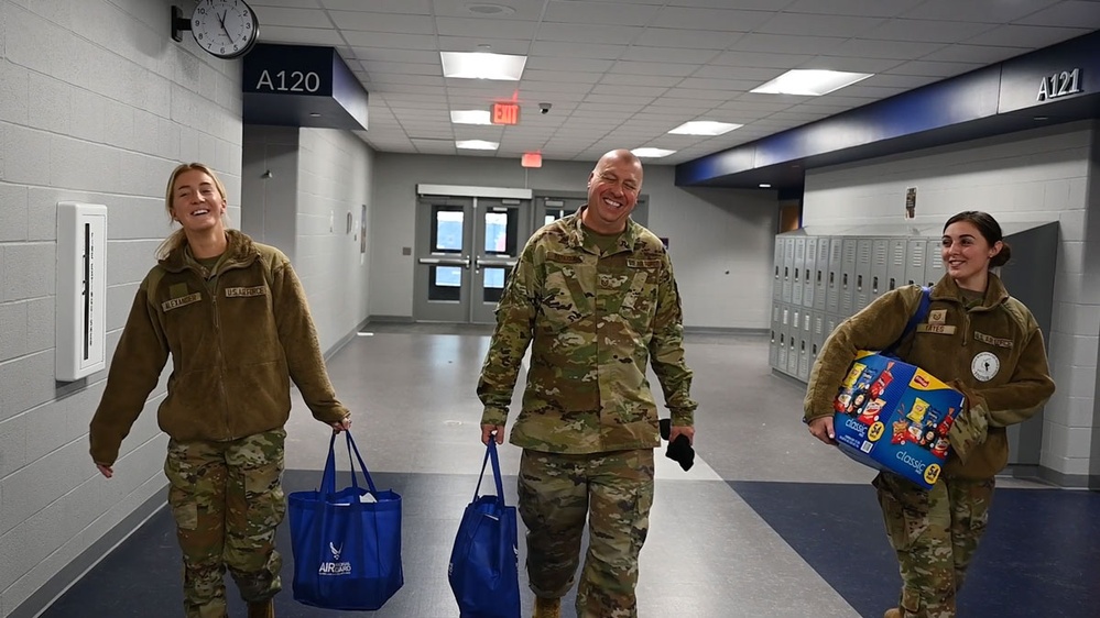 Ohio Air National Guard recruiter marks 700 accessions