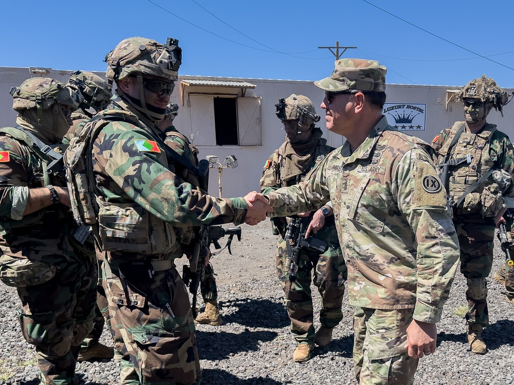 9th MSC Command Team visit Soldiers of the 100th BN 442nd IN REGT at JPMRC