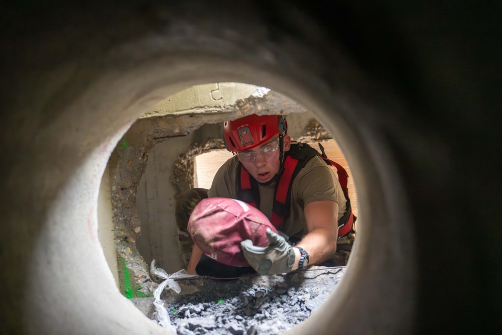 911th Technical Rescue Engineer Company competes in Rescue Challenge