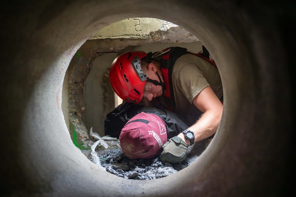 911th Technical Rescue Engineer Company competes in Rescue Challenge