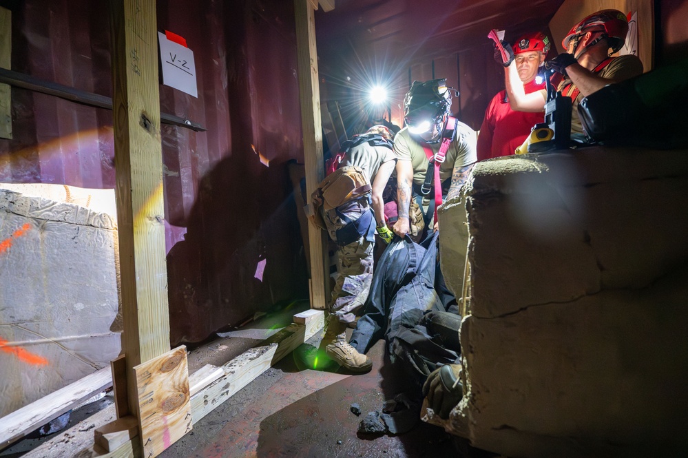 911th Technical Rescue Engineer Company competes in Rescue Challenge