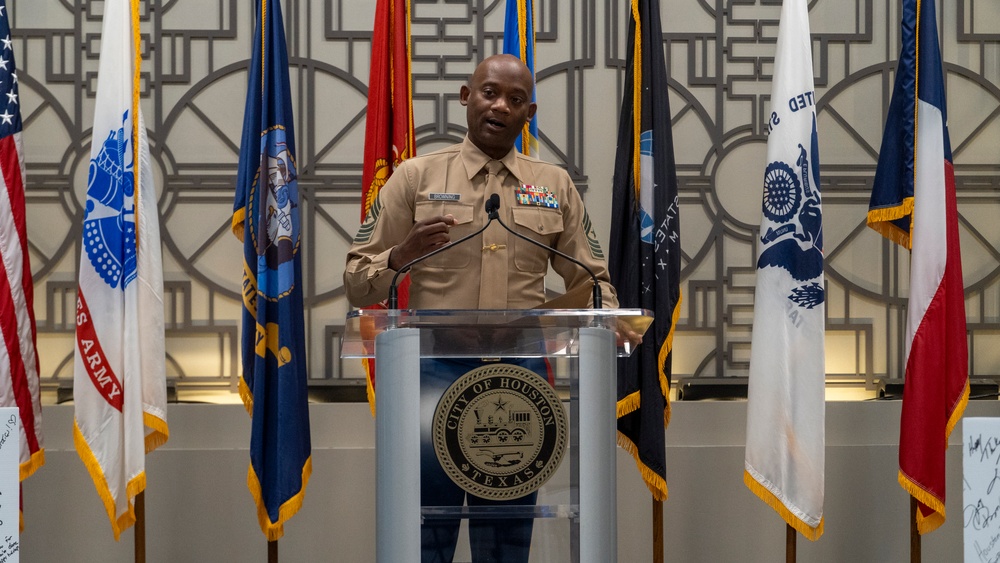 RS Houston speaks at military board presentation