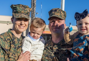 Marines, Married, Majors | Third MAW couple promotes together