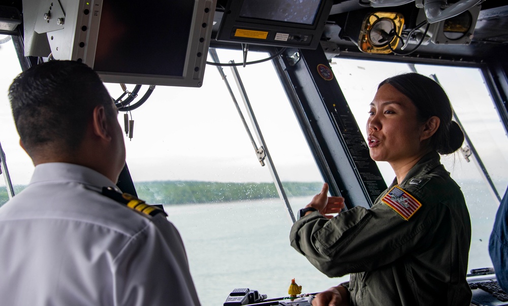 Carl Vinson Hosts Royal Malaysian Navy and Ministry of Defence