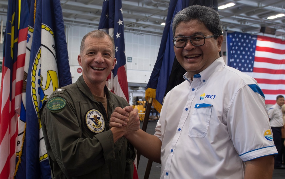USS Carl Vinson Hosts the Port Klang Cruise Terminal Board of Directors and Management Team
