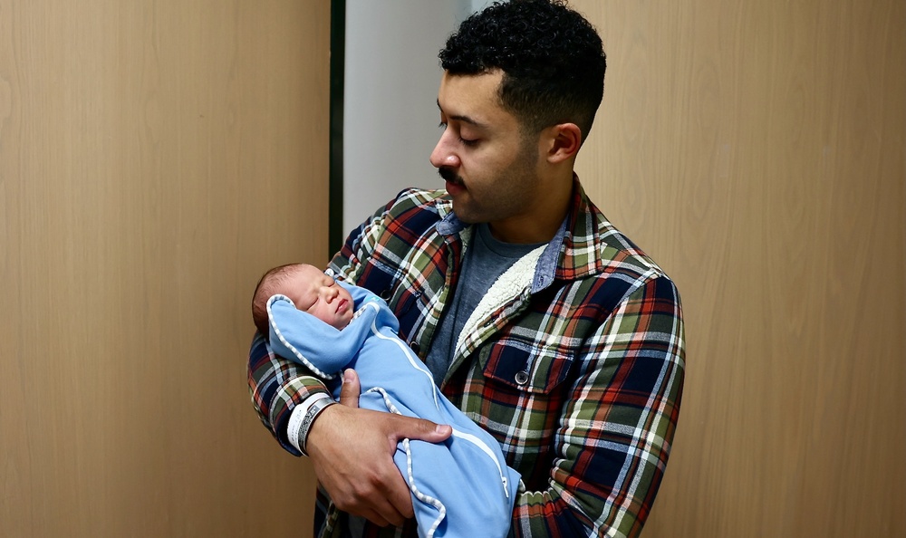 First baby of 2025 New Year welcomed at Naval Hospital Twentynine Palms