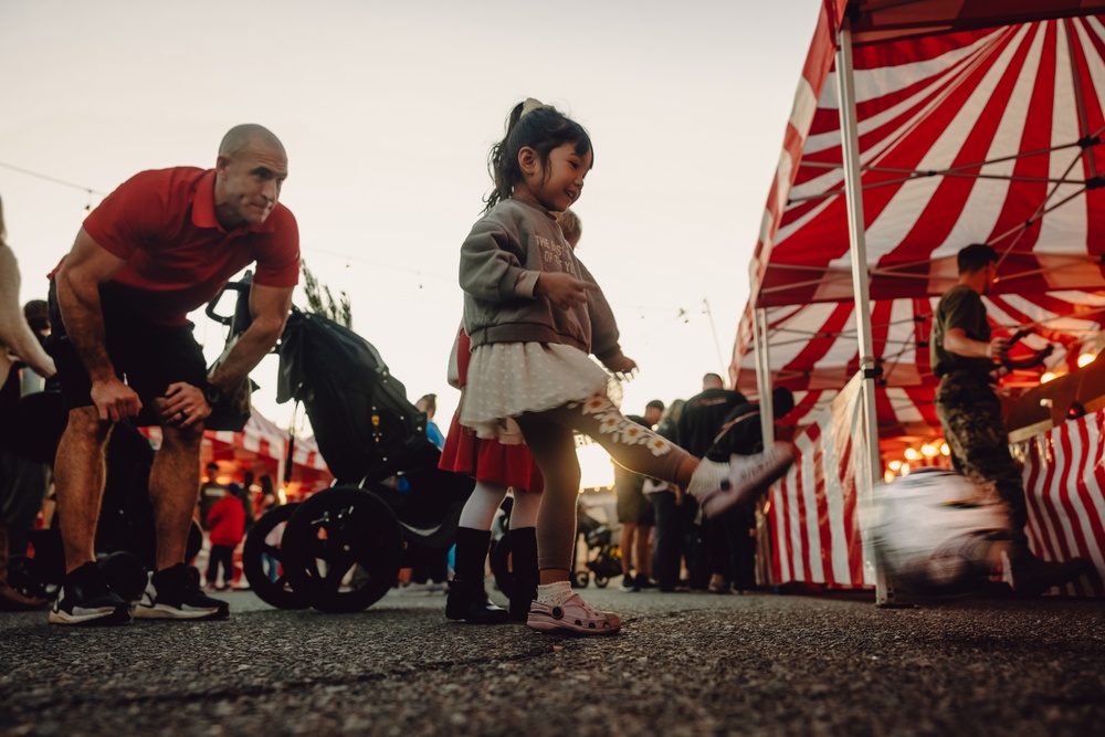 MCAS Yuma Christmas tree Lighting